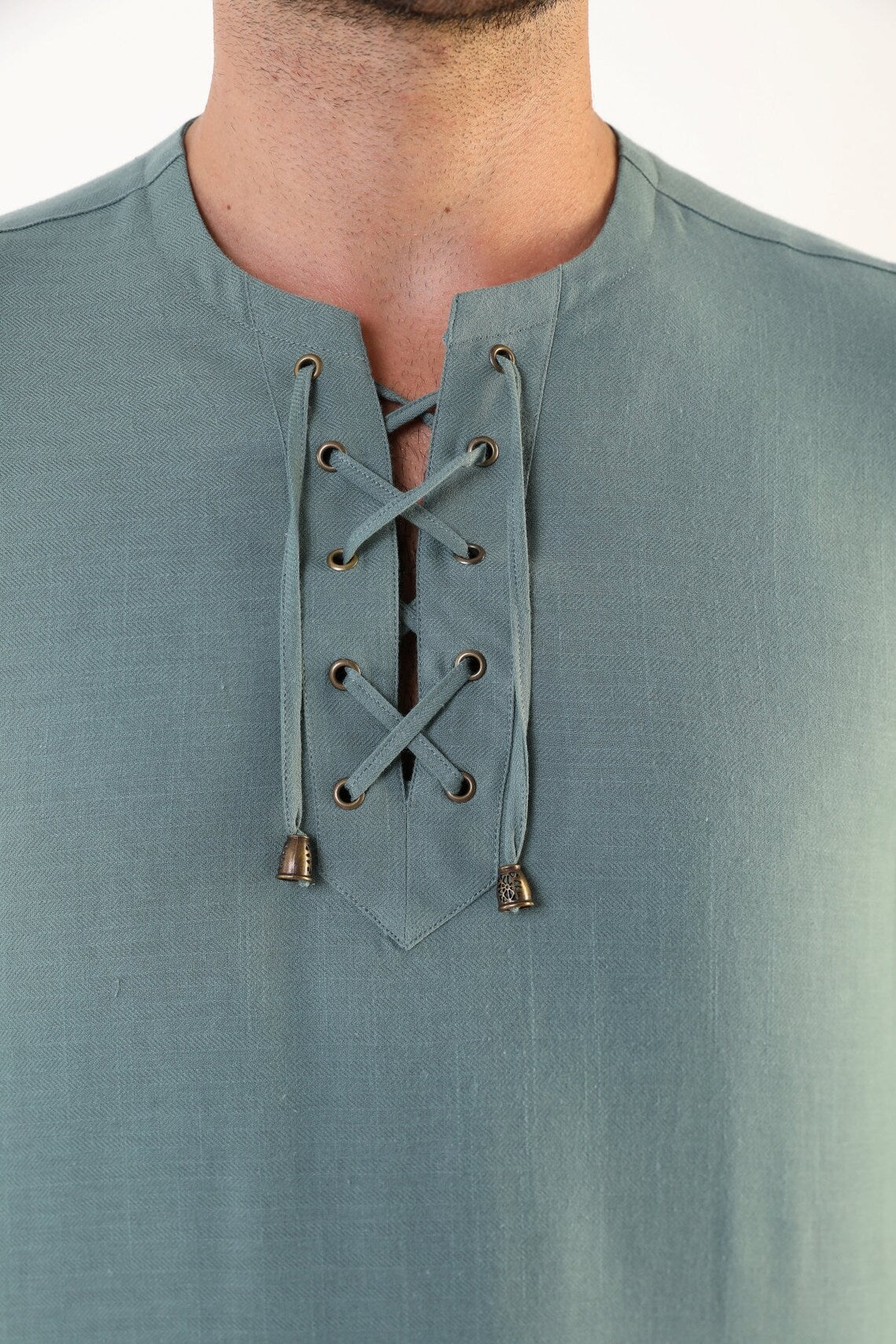 Green Linen-Effect Men's Shirt with Mandarin Collar, Tie Rope, and Long Sleeves